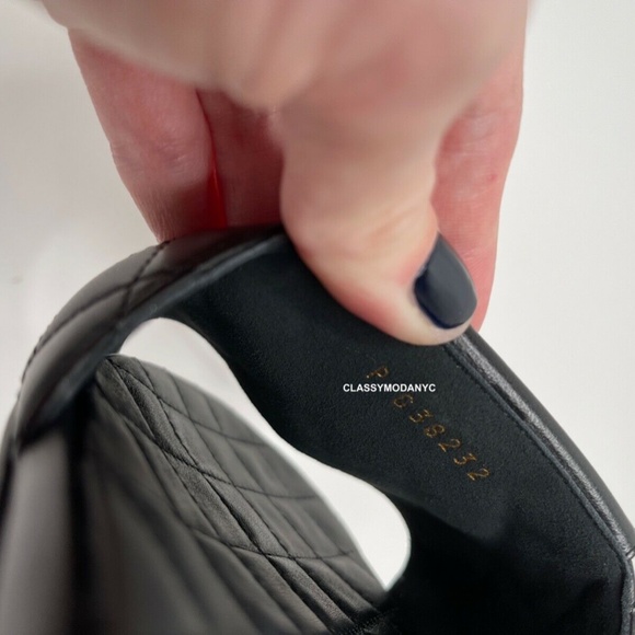 Chanel NIB Black Slides Turnlock Gold CC Logo Quilted Slide Flat Flop Sandals - Picture 11 of 12